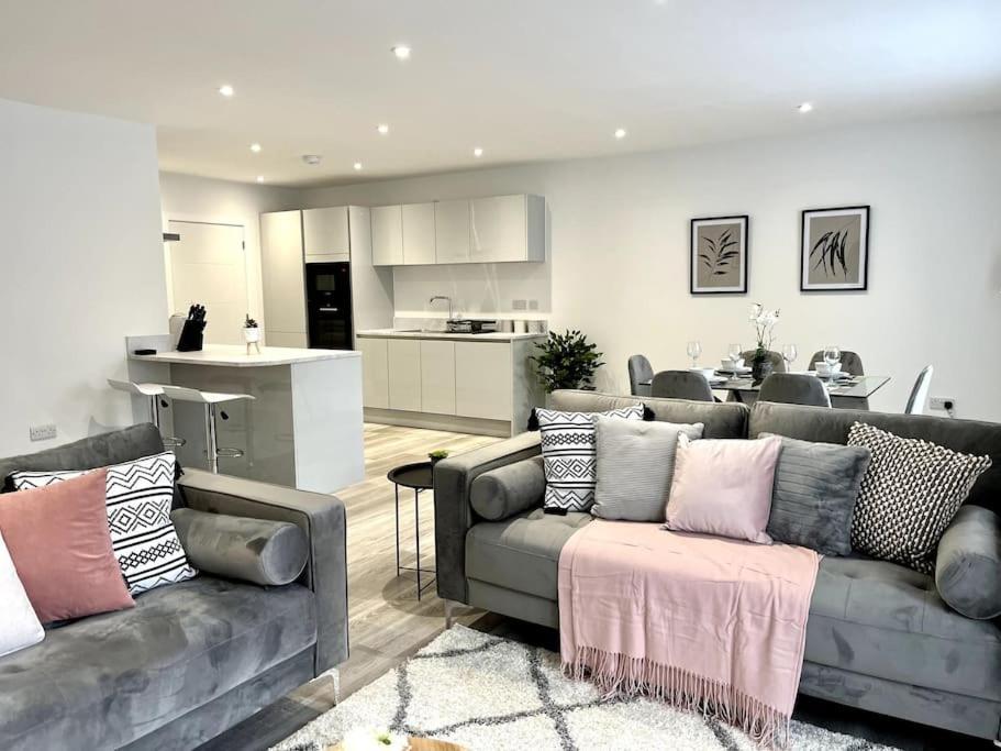 ボーンマス Luxury 3 Bed House W Parking & Garden! 1ヴィラ エクステリア 写真