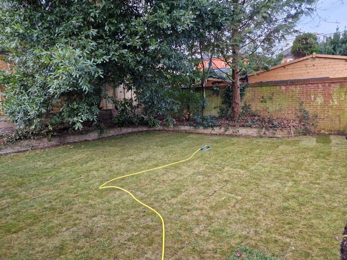 ボーンマス Luxury 3 Bed House W Parking & Garden! 1ヴィラ エクステリア 写真